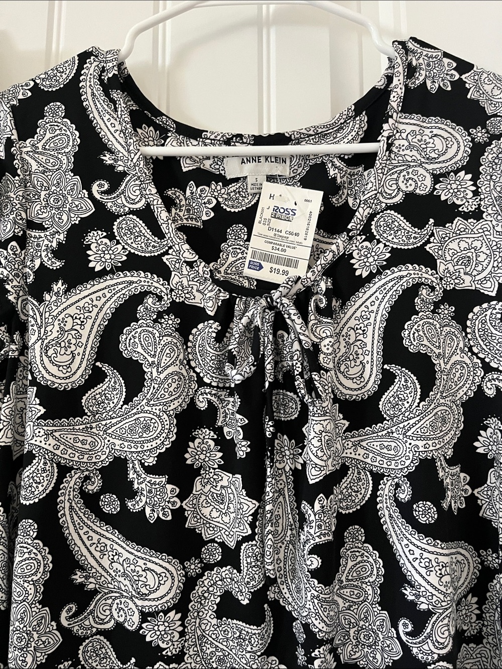 Anne Klein Black & White Paisley Two-Piece Pajama Set - Picture 3 of 8